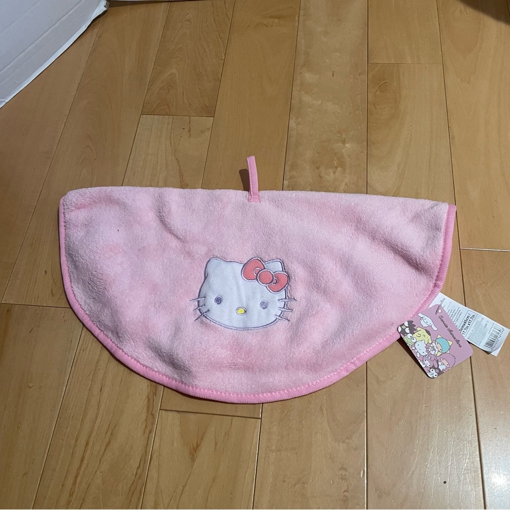 NWT hello kitty plush hanging towel